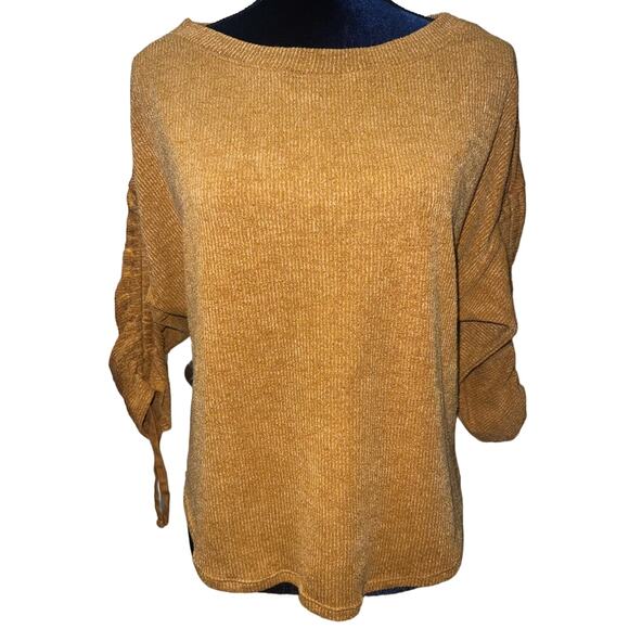 Max Studios gold yellow sweater womens Medium - Picture 1 of 10